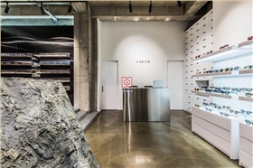 韩国首尔VAVAS眼镜店 NIIIZ DESIGN LAB_5