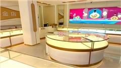 南京中强珠宝展柜定制 江苏珠宝店整装服务 品质烤漆 + 免费设计安装