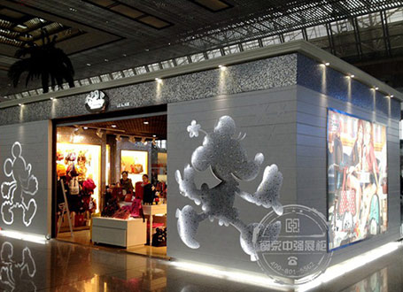 南京南站迪士尼Disney玩具专卖店展示柜