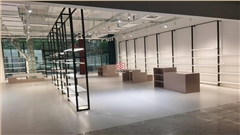 服装展厅定制找中强展柜 服装展厅定制找中强展柜