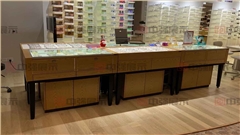 亮光烤漆展柜定制_品牌展示空间设计_专业展柜厂家-南京中强展柜厂_4